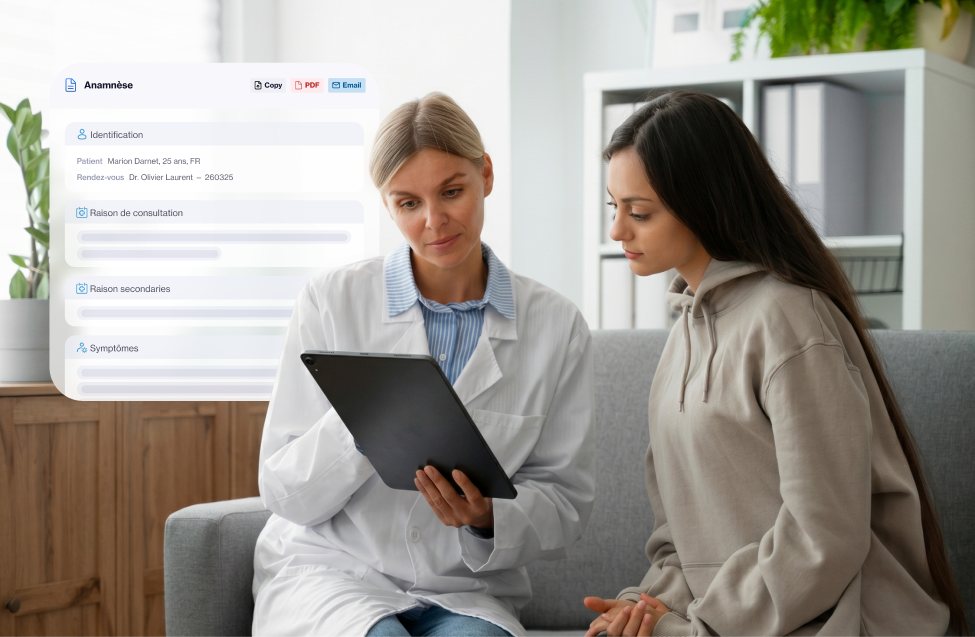 Une médecin passe en revue le résumé marcus avec sa patiente